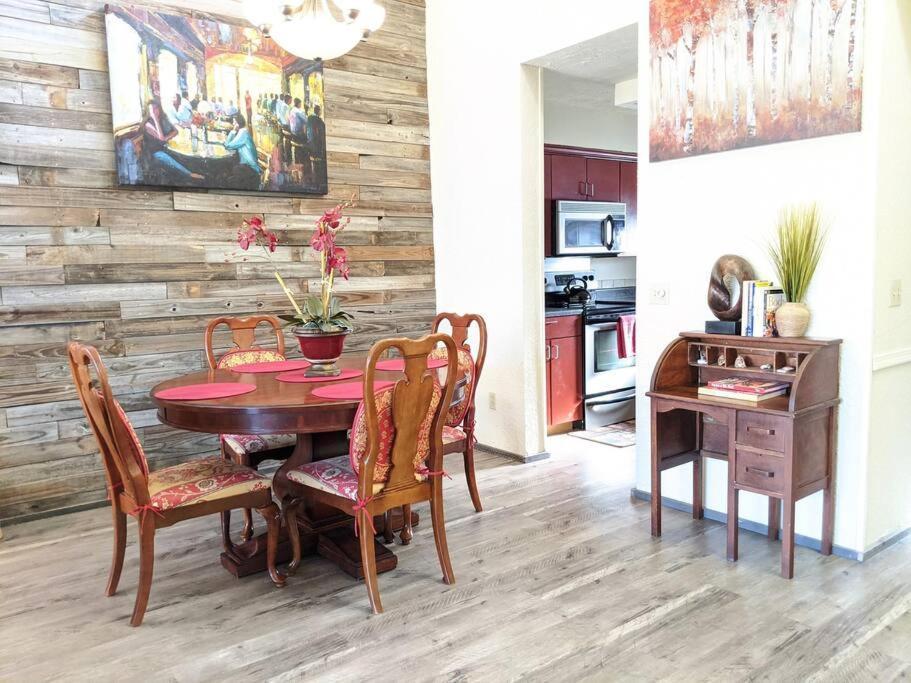 Corner Lake Getaway Apartment Bella Vista Luaran gambar