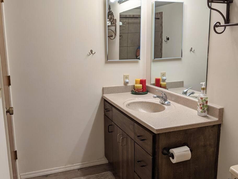 Corner Lake Getaway Apartment Bella Vista Luaran gambar