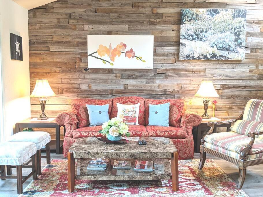 Corner Lake Getaway Apartment Bella Vista Luaran gambar